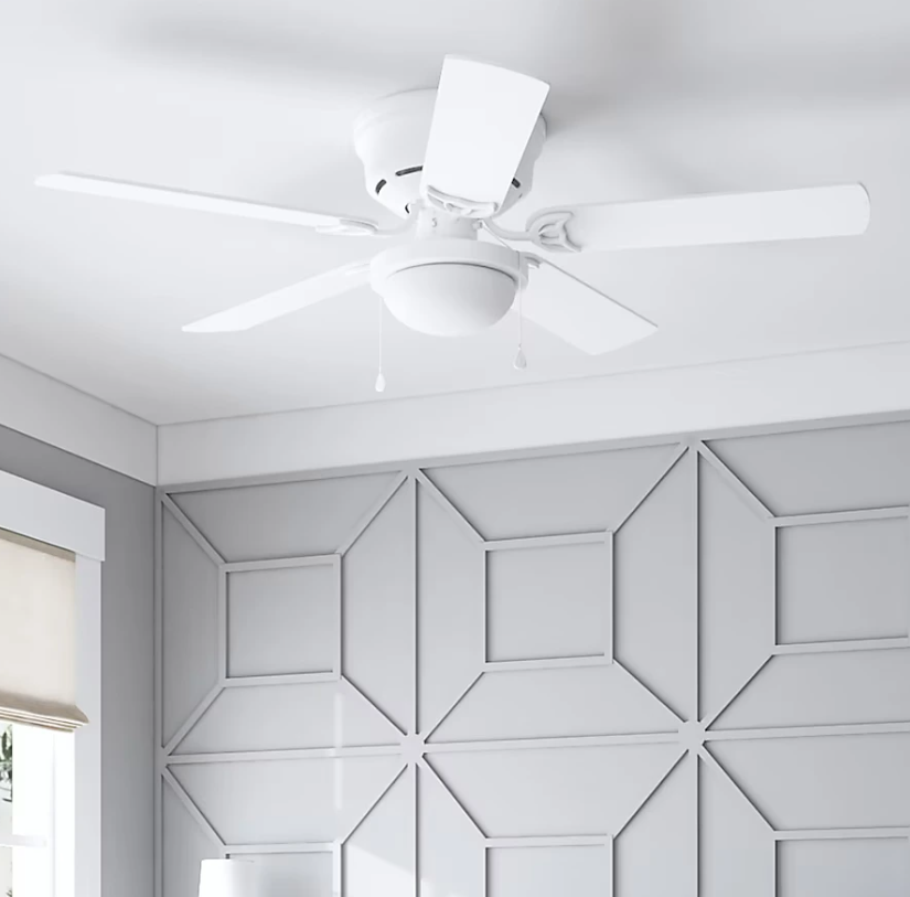 Harbor Breeze Armitage 52 in White with White Washed Oak Blades LED Indoor Flush Mount Ceiling Fan with Light 5 Blade
